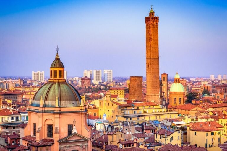 Corporate and Gastronomic Coach Tours Bologna