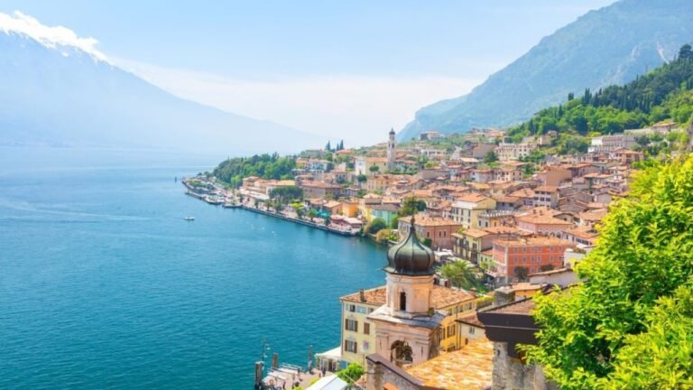 "Group coach rental Lake Garda"