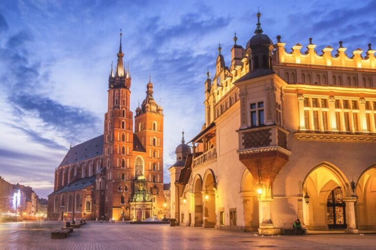 Group transport Berlin to Krakow