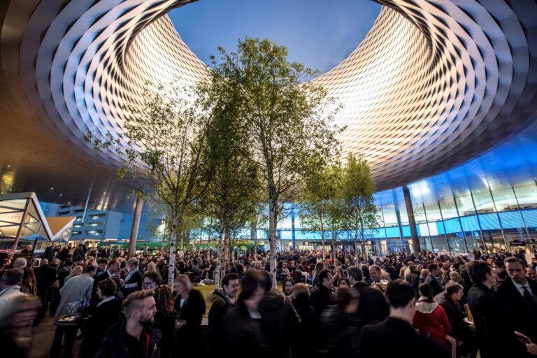 Shuttle service Messe Basel
