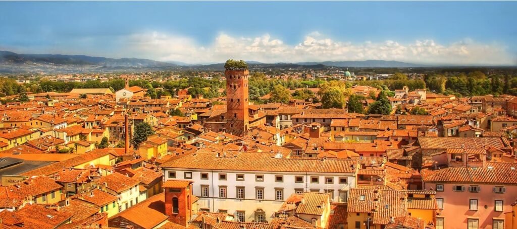 Pisa Leaning Tower group tour by coach