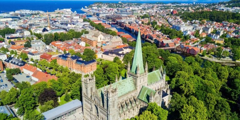 Trondheim scenic coach tours