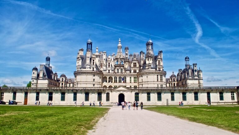 Bus Rental for Loire Valley Castles