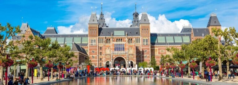 Art and architecture school travel Europe