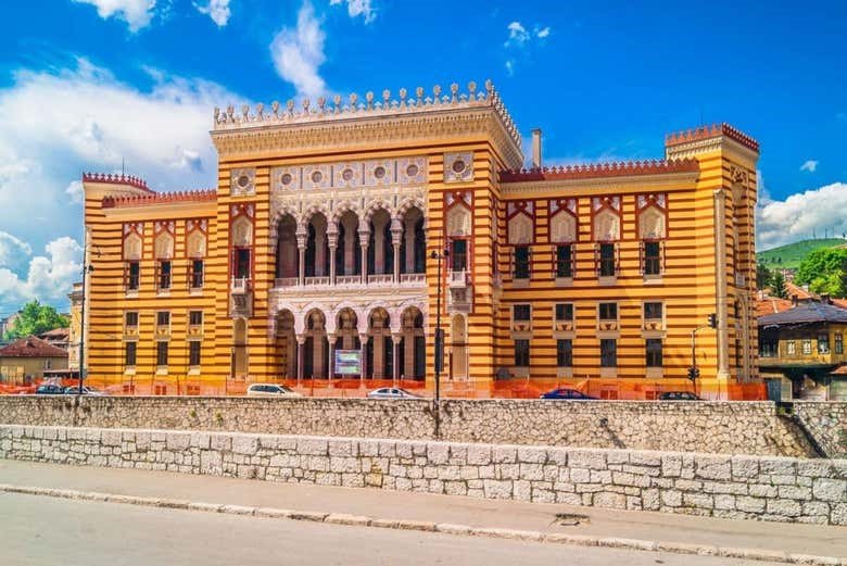 Sarajevo historical city tours by coach