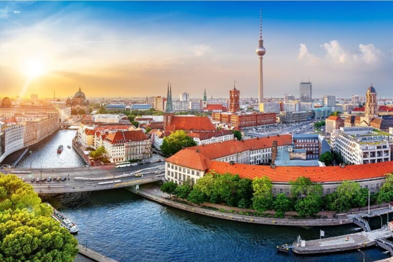 Luxury Coach Hire for Business Events Berlin