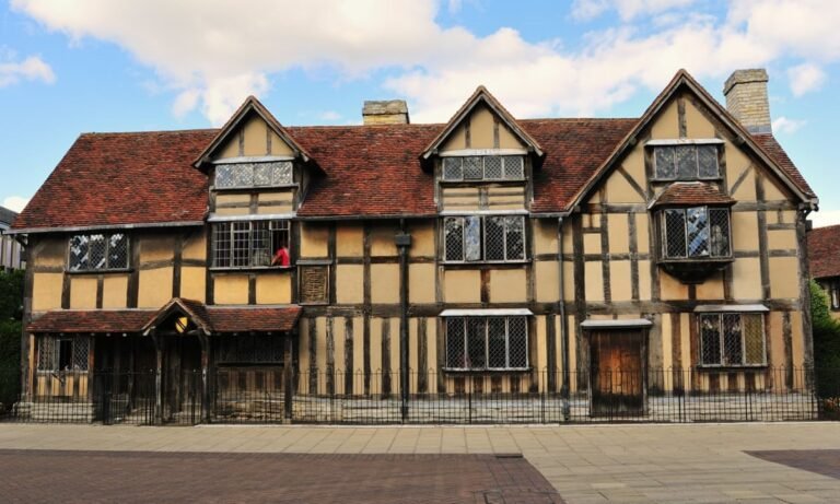 literary field trips for students UK