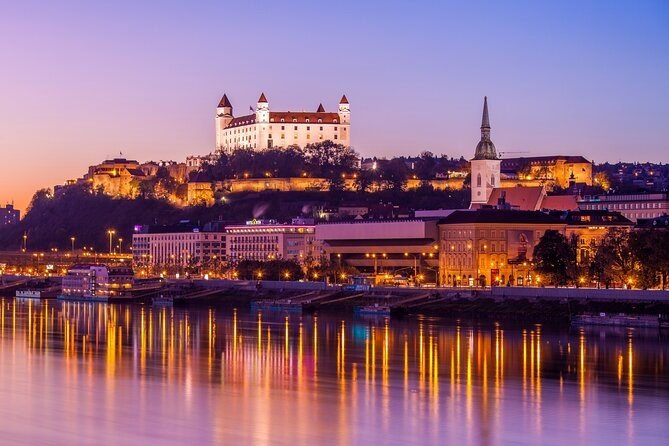 Private transport Vienna Airport to Bratislava