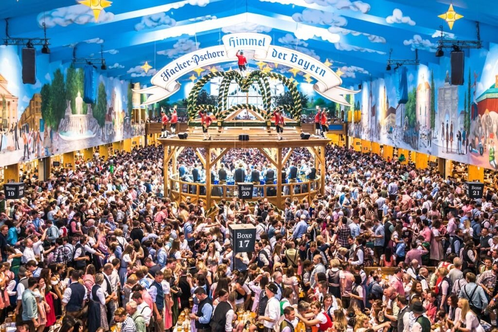 Luxury coach hire for Oktoberfest


