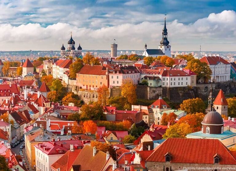 "Baltic Capitals and Helsinki coach tour"