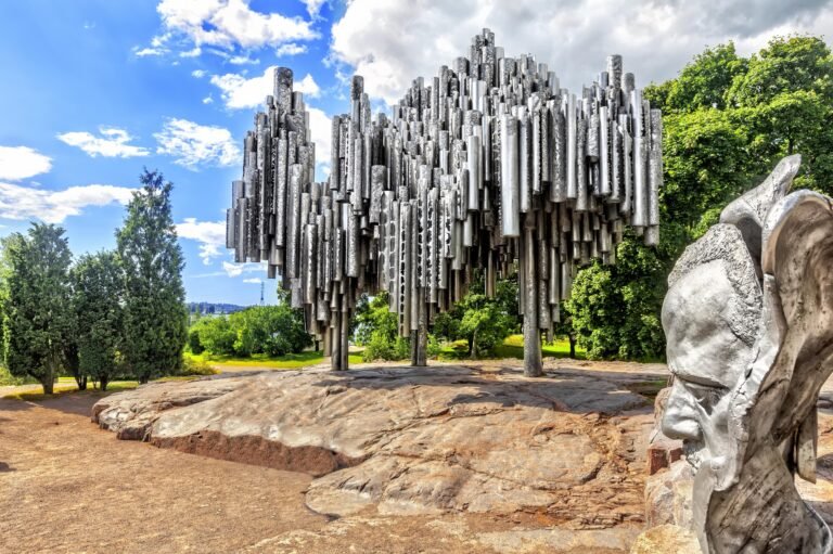 Helsinki Port Sightseeing Coach to Sibelius Park