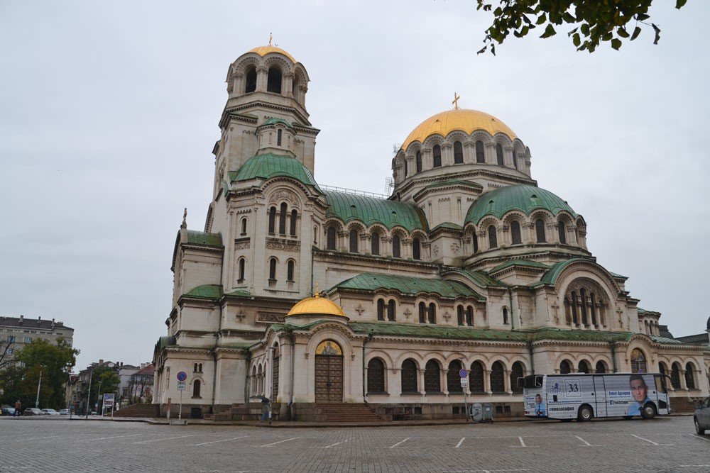 "Balkan Peninsula multi-country coach trip"