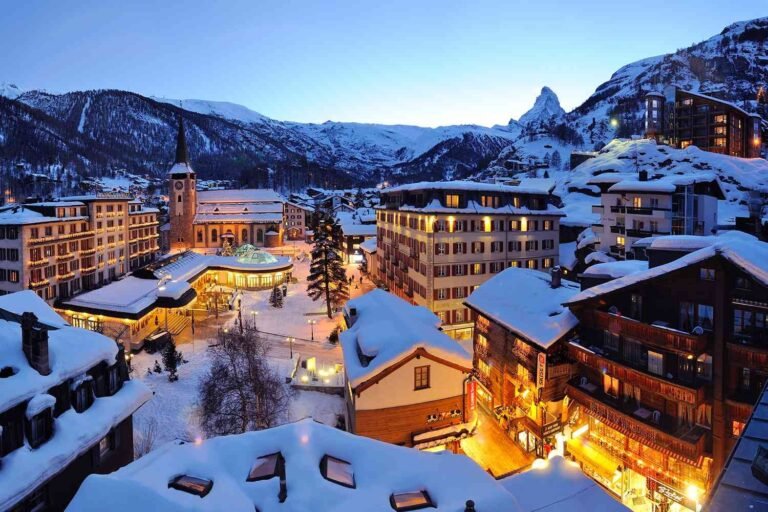 Winter Sports Group Transport Alps Pyrenees