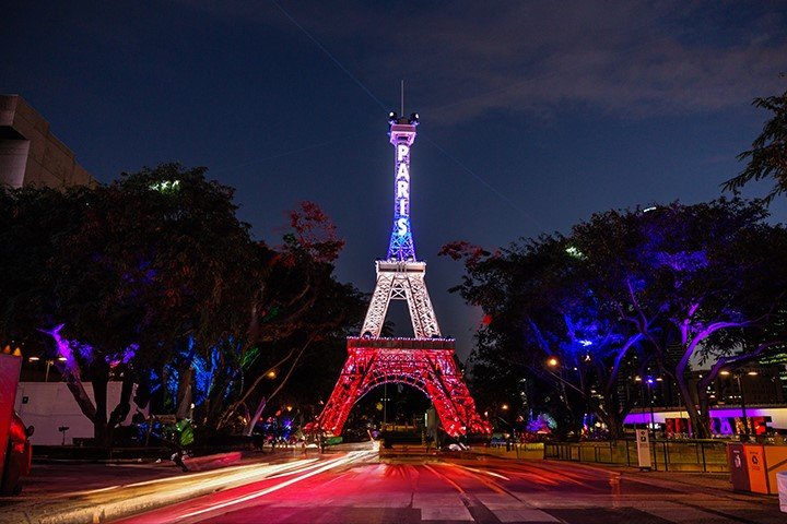 Eiffel Tower Night Viewing Coach Package