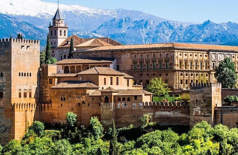 Camino de Santiago Pilgrimage Coach Services