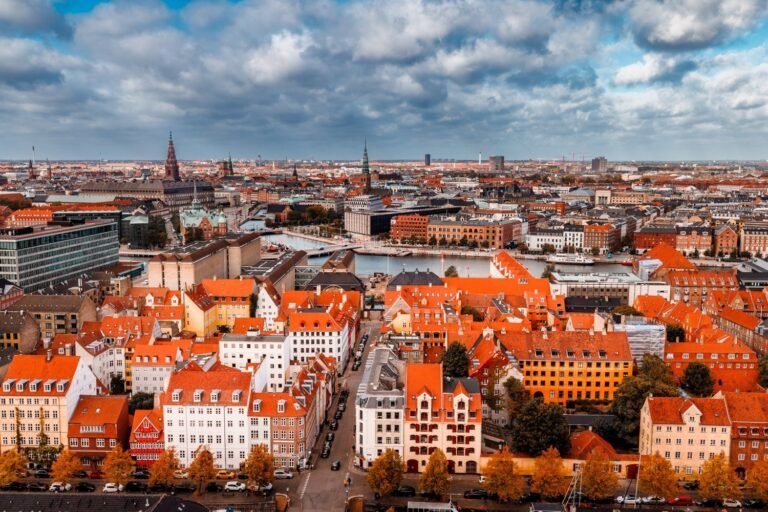 Cruise Passenger Coach to Copenhagen City