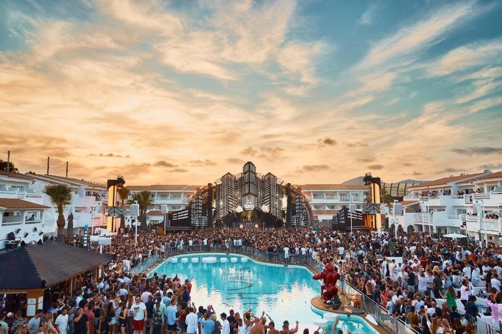 Ibiza Event Transportation and Group Transfers