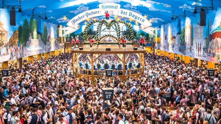 Munich festival group transfers by coach