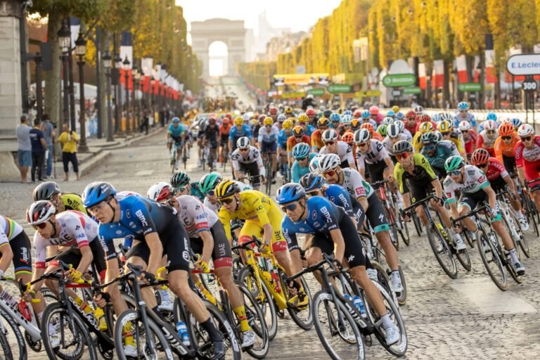 Cycling Team Coach Hire for European Grand Tours