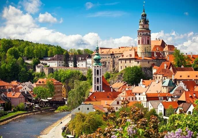 Multi-city coach tour Europe