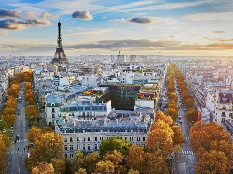 Paris Bastille Day coach services