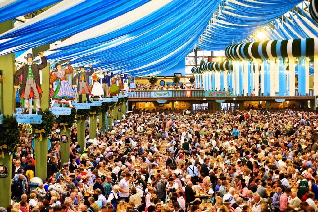 Munich festival group transfers by coach
