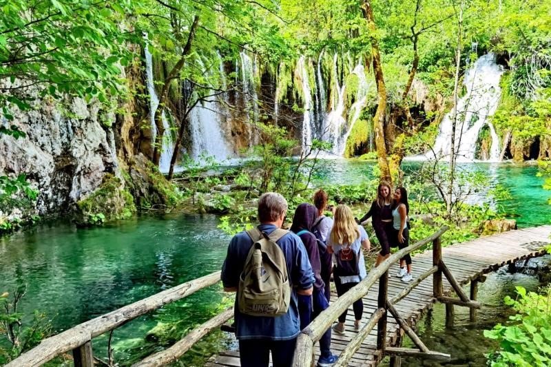 Croatia national park tours coach hire