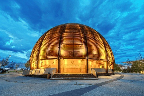 University Group Transport to CERN Geneva