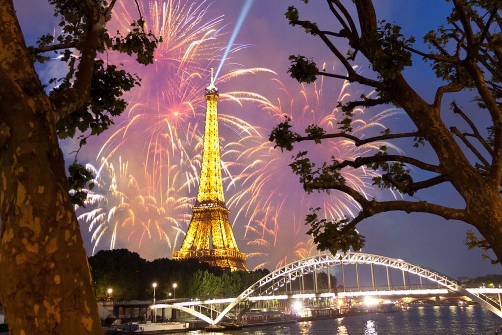 Paris event transfers by coach – Bastille Day