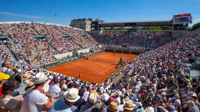 Sports Coach Hire for Tennis Players and Staff