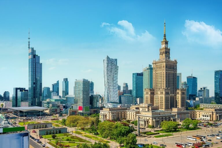 Baltic Coach Tours Warsaw to Vilnius