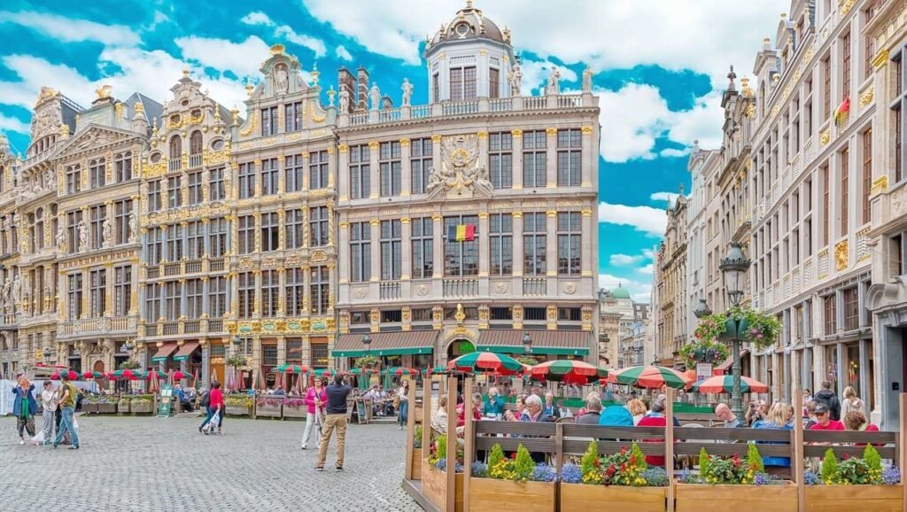 Tour Bus Brussels to Amsterdam Service

