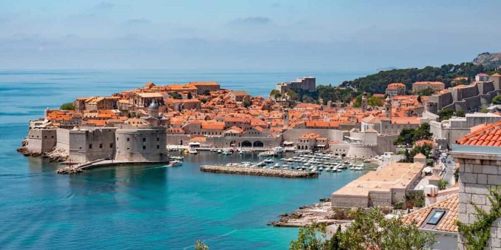 Multi-Country Coach Travel in Southeastern Europe