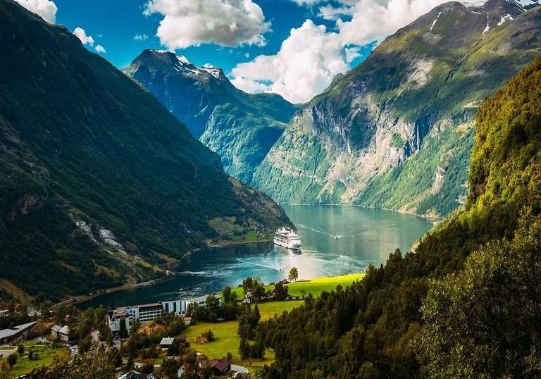 multi-modal-coach-support-fjord-expeditions