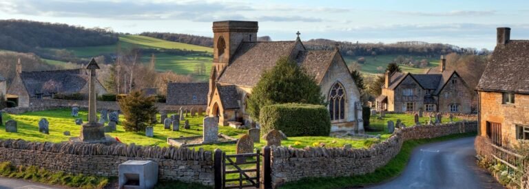 Cotswolds Village Tour by Coach