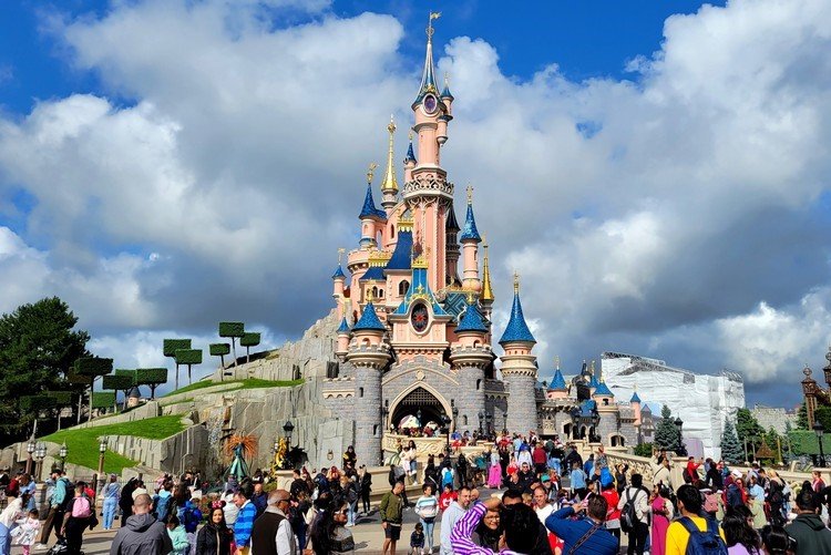 Disneyland Paris Shuttle from Central Paris
