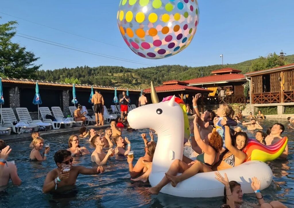 Digital Nomad Group Travel by Coach