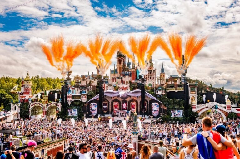 Luxury Coach Rental for Tomorrowland Belgium