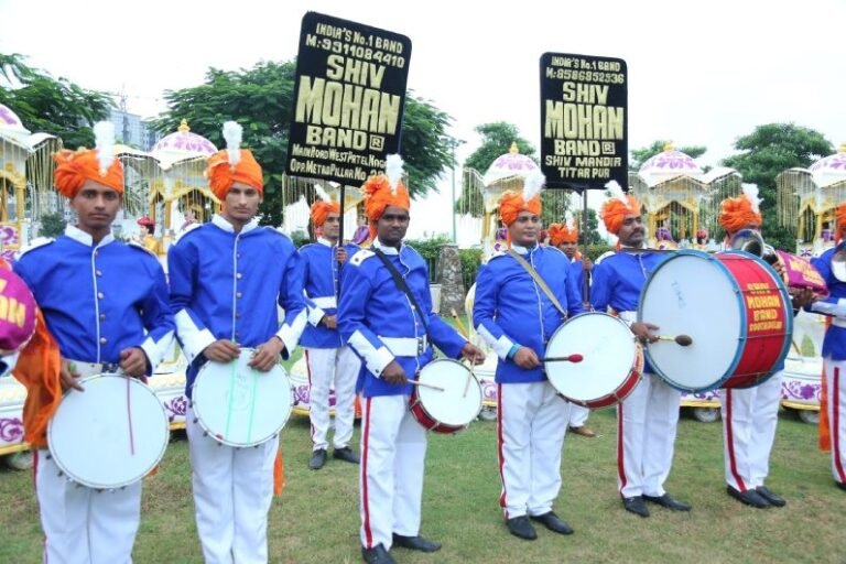 Private Bus Hire for Baraat Ceremony and Dhol Travel