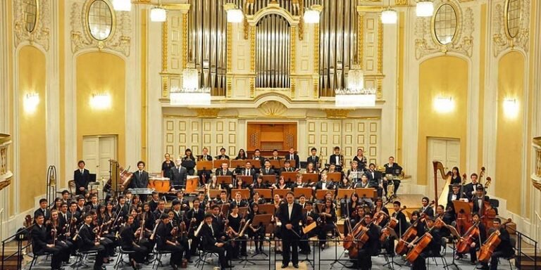Music Group Travel by Coach for Performances