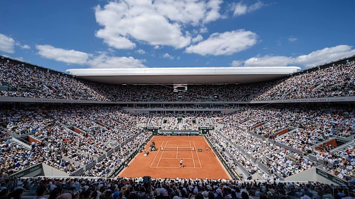 Luxury Coach Hire for Wimbledon and French Open
