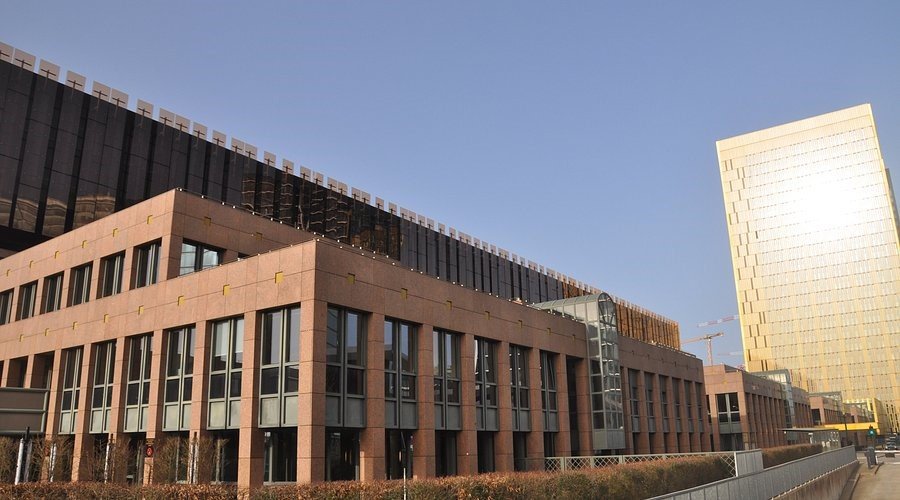 Executive Minibus Hire for EU Institutions