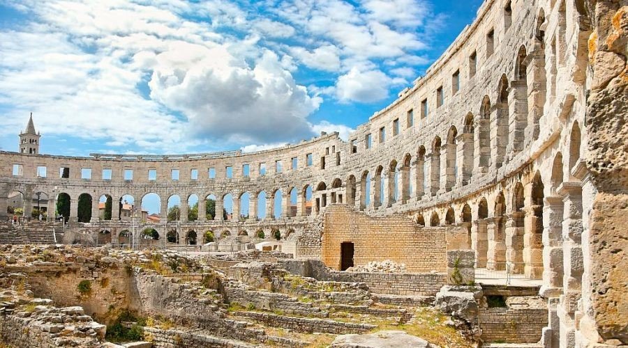 Archaeological Coach Tours in Italy, France & Croatia