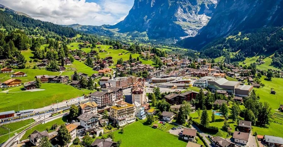 Zurich Coach Transport to Swiss Alps Destinations 