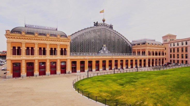 Luxury Coach Transfer Madrid to Toledo