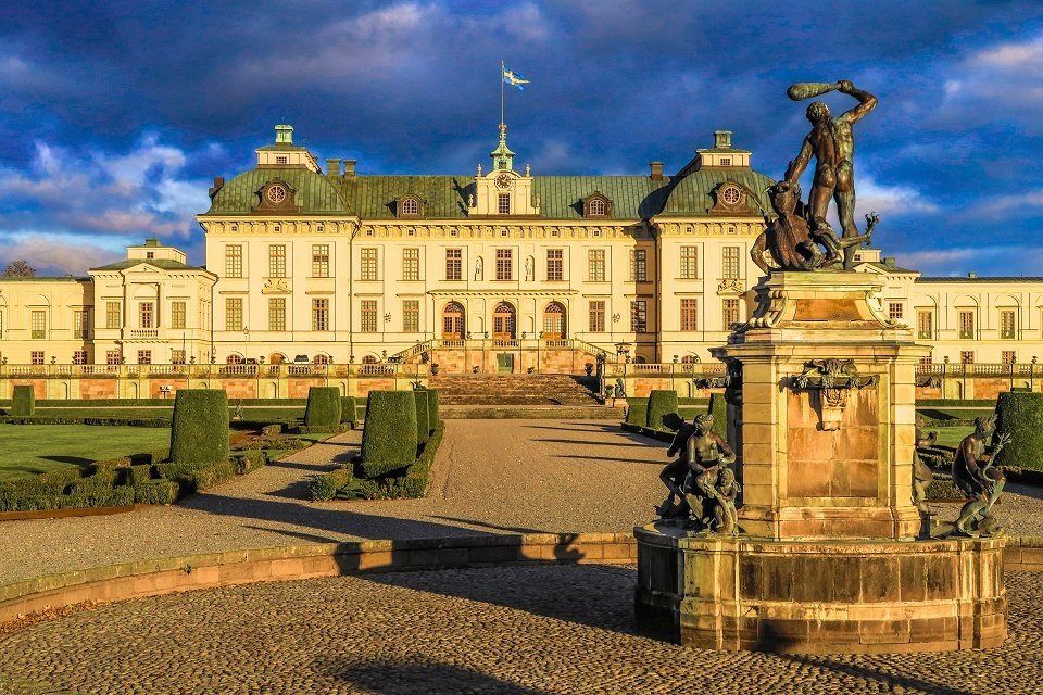 Luxury Coach Tours to Baltic Heritage Sites