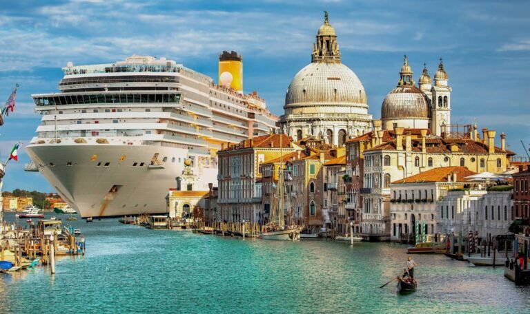 Private Coach from Venice Cruise Terminal to Verona