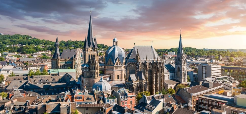 Educational Coach Tours Prague to Munich