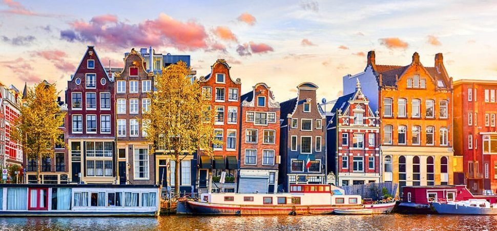 Best coach tours to Zaanse Schans from Amsterdam