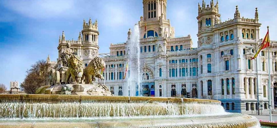 Madrid to Lisbon corporate coach hire